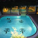 Hotel & Fontenay 5*