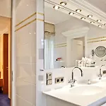 Hotel & Fontenay