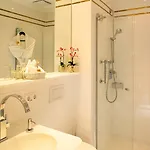 Hotel & Fontenay 5*