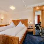Hotel & Fontenay