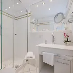 & Fontenay Szálloda 5*