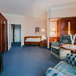 Szálloda & Fontenay 5*