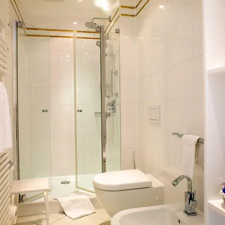 & Fontenay Hotel 5*