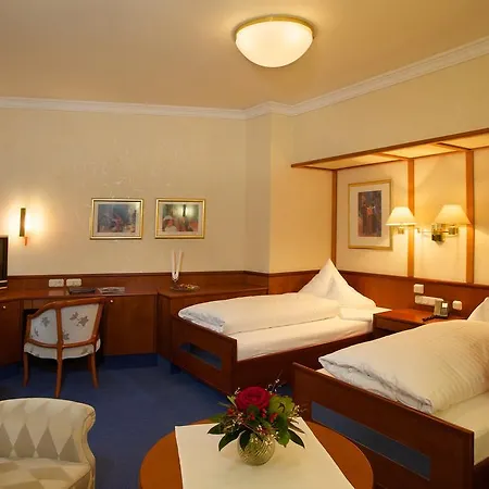 Hotel Chateau Fontenay 5*